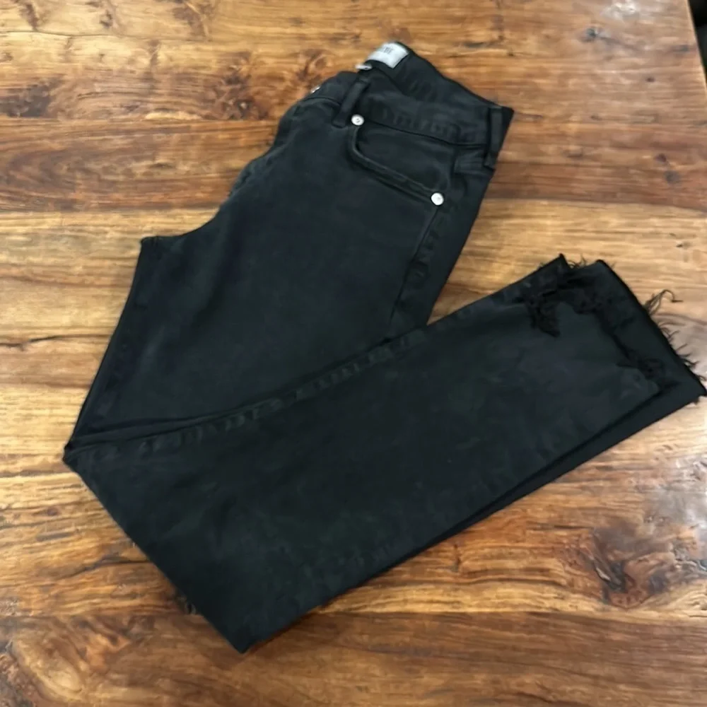 Agolde Toni Mid Rise Straight Leg Jeans Distressed Raw Fray Hem Black Wash sz 26